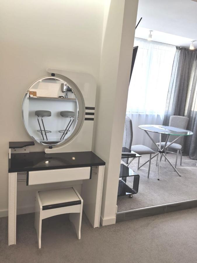 Stylish Riverside Apartments In Riviera Complex Mykolaïv Extérieur photo